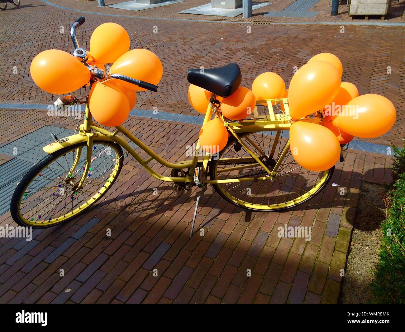 Download Bicycle And Balloons High Resolution Stock Photography And Images Alamy