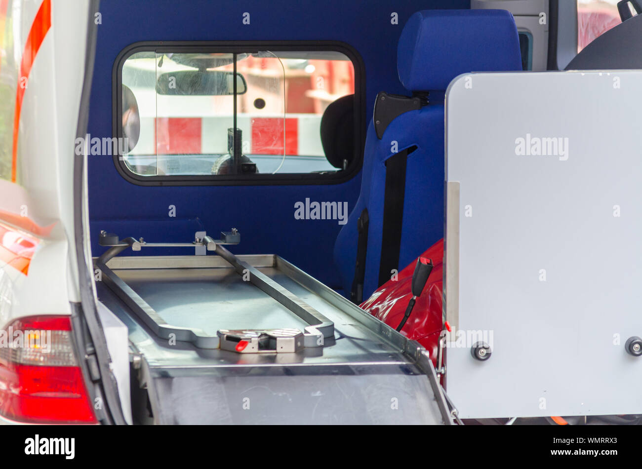 Stretcher,ambulance stretcher hi-res stock photography and images - Alamy