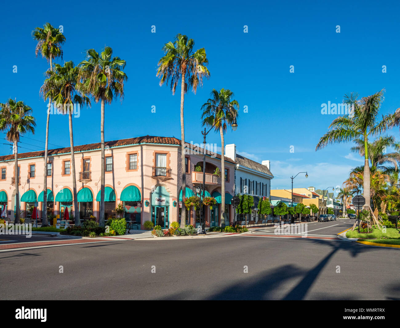 West Venice Avenue in downtown Venice Florida shopping and