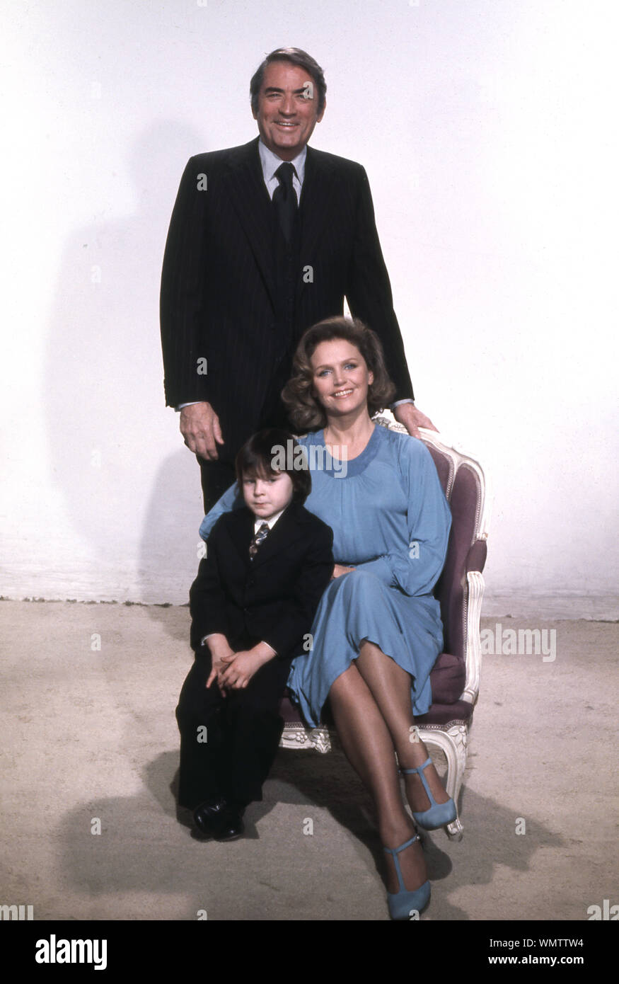 Gregory Peck, Lee Remick, Harvey Stephens, 'The Omen'  (1976) 20th Century Fox   File Reference # 33848-618THA Stock Photo