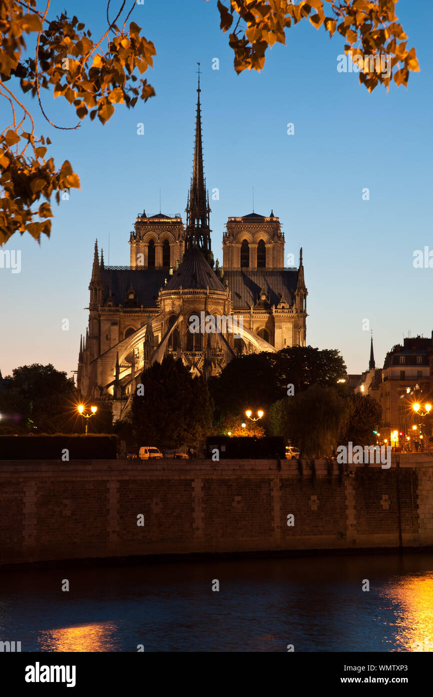 Paris, Ile de la Cite, Notre Dame vor dem Brand des Dachstuhls Paris