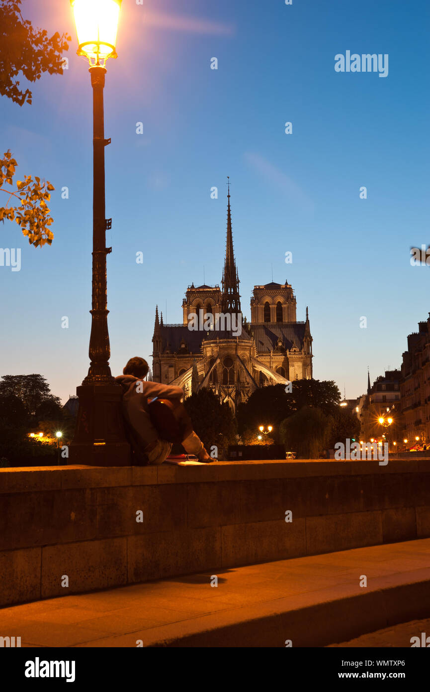 Paris, Ile de la Cite, Notre Dame vor dem Brand des Dachstuhls Paris