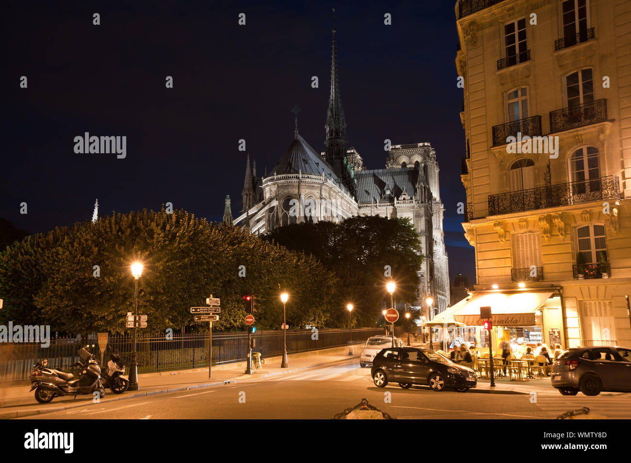 Paris, Ile de la Cite, Notre Dame vor dem Brand des Dachstuhls Paris