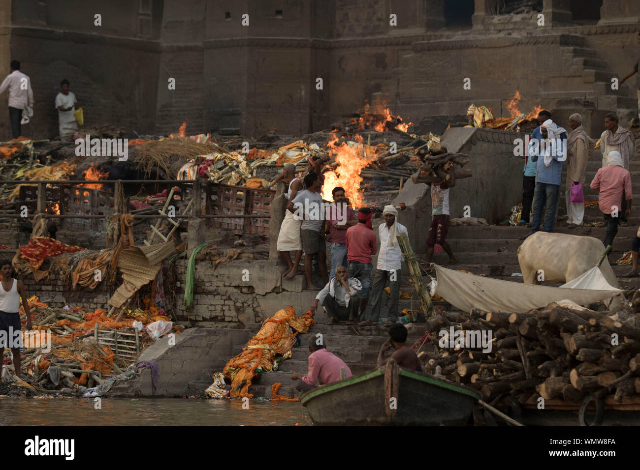 The last rites at Manikarnika Stock Photo