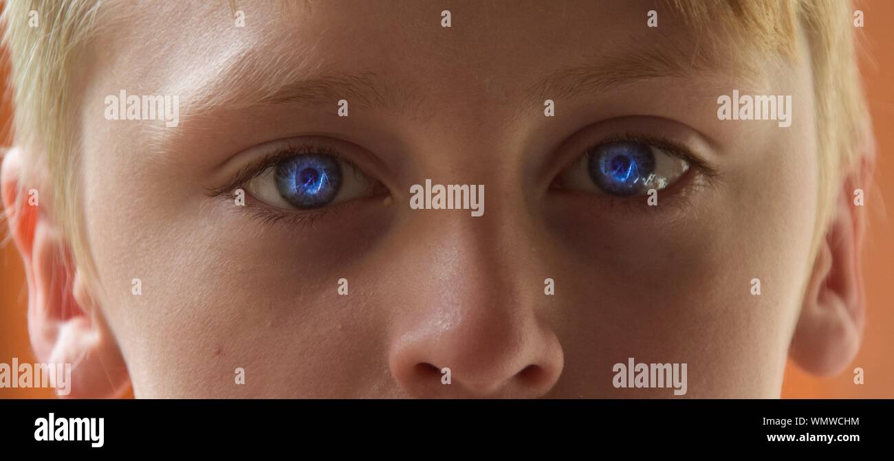 Blond boy blue eyes hi-res stock photography and images - Alamy