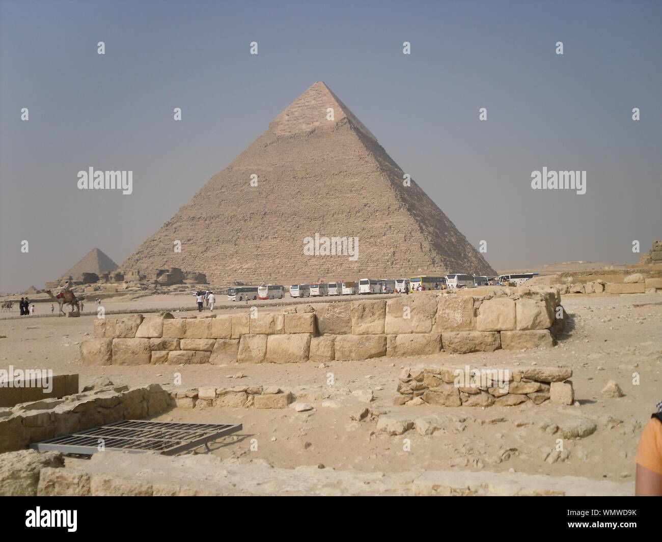 Great pyramid of giza past hi-res stock photography and images - Alamy