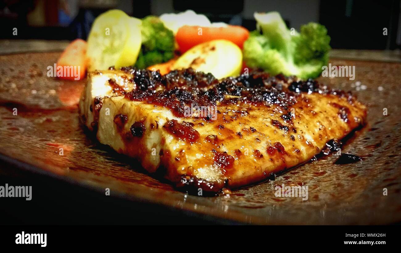 Ginger glazed mahi mahi hires stock photography and images Alamy