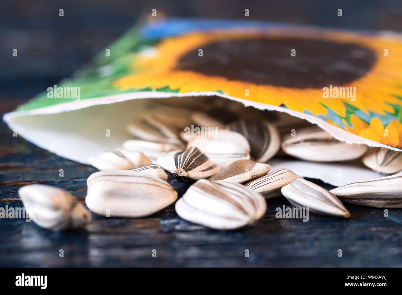 Bag sunflower seeds hires stock photography and images Alamy
