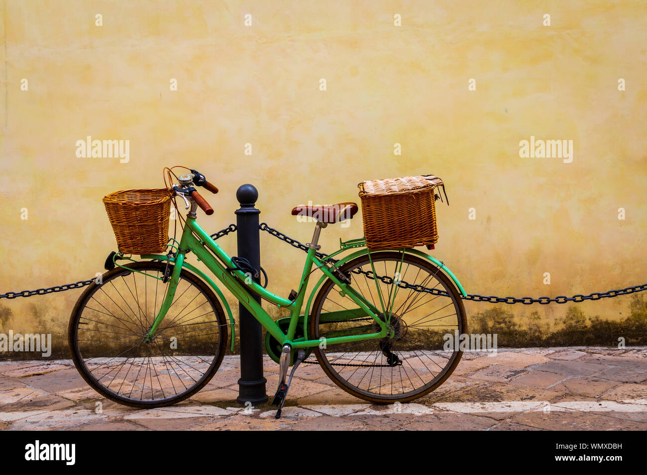 womens bicycle basket