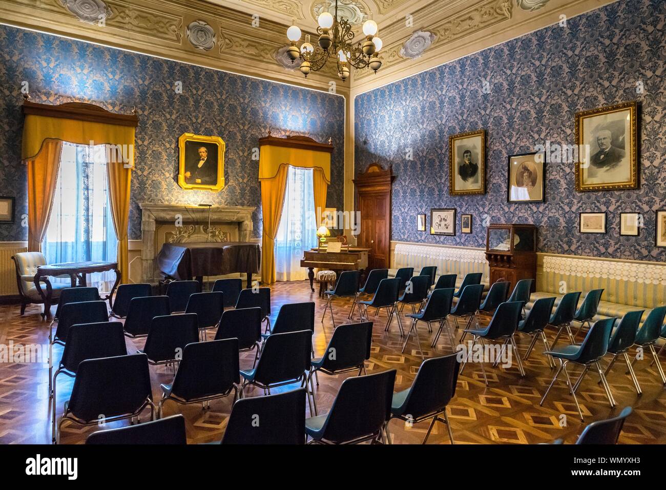Salon Concert Hall Casa Barezzi Verdi Museum Busseto Province Of Parma Emilia Romagna Italy Stock Photo Alamy Salon Concert Hall Casa Barezzi Verdi Museum Busseto Province Of Parma Emilia Romagna Italy Stock Photo Alamy