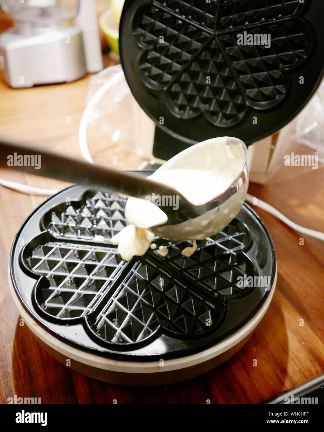 Waffle iron hires stock photography and images Alamy