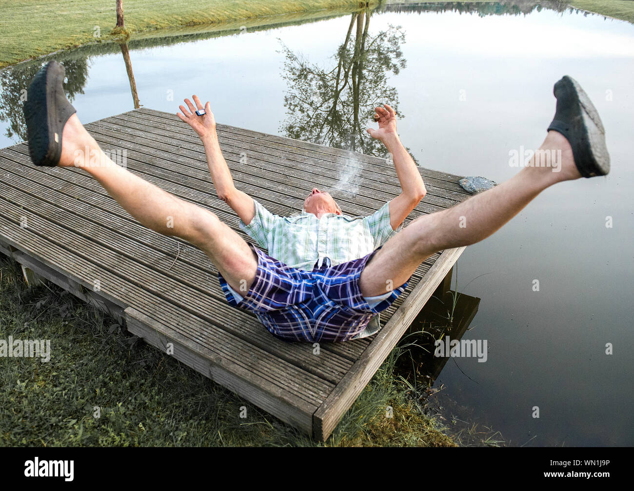 Smoking with feet hi-res stock photography and images - Alamy