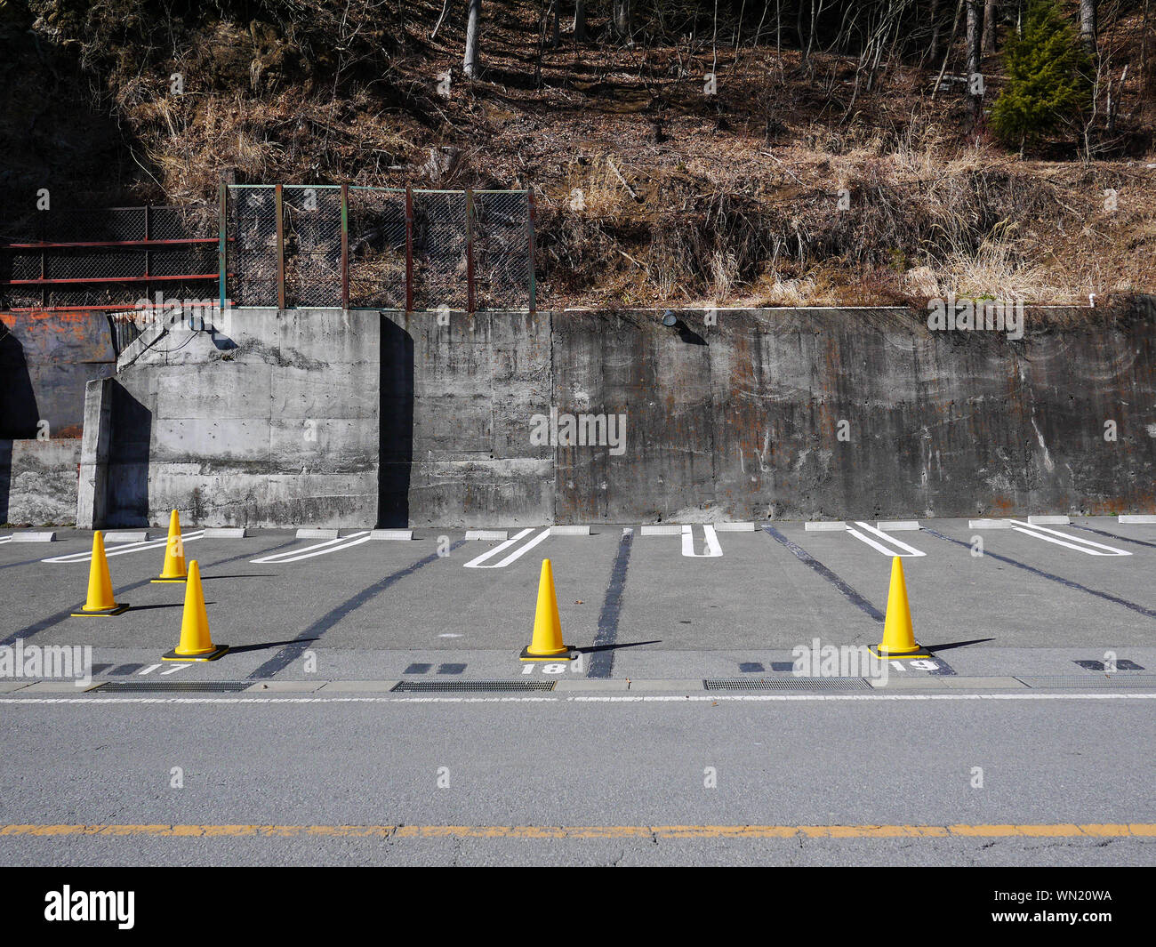 Yellow traffic cones hires stock photography and images Alamy