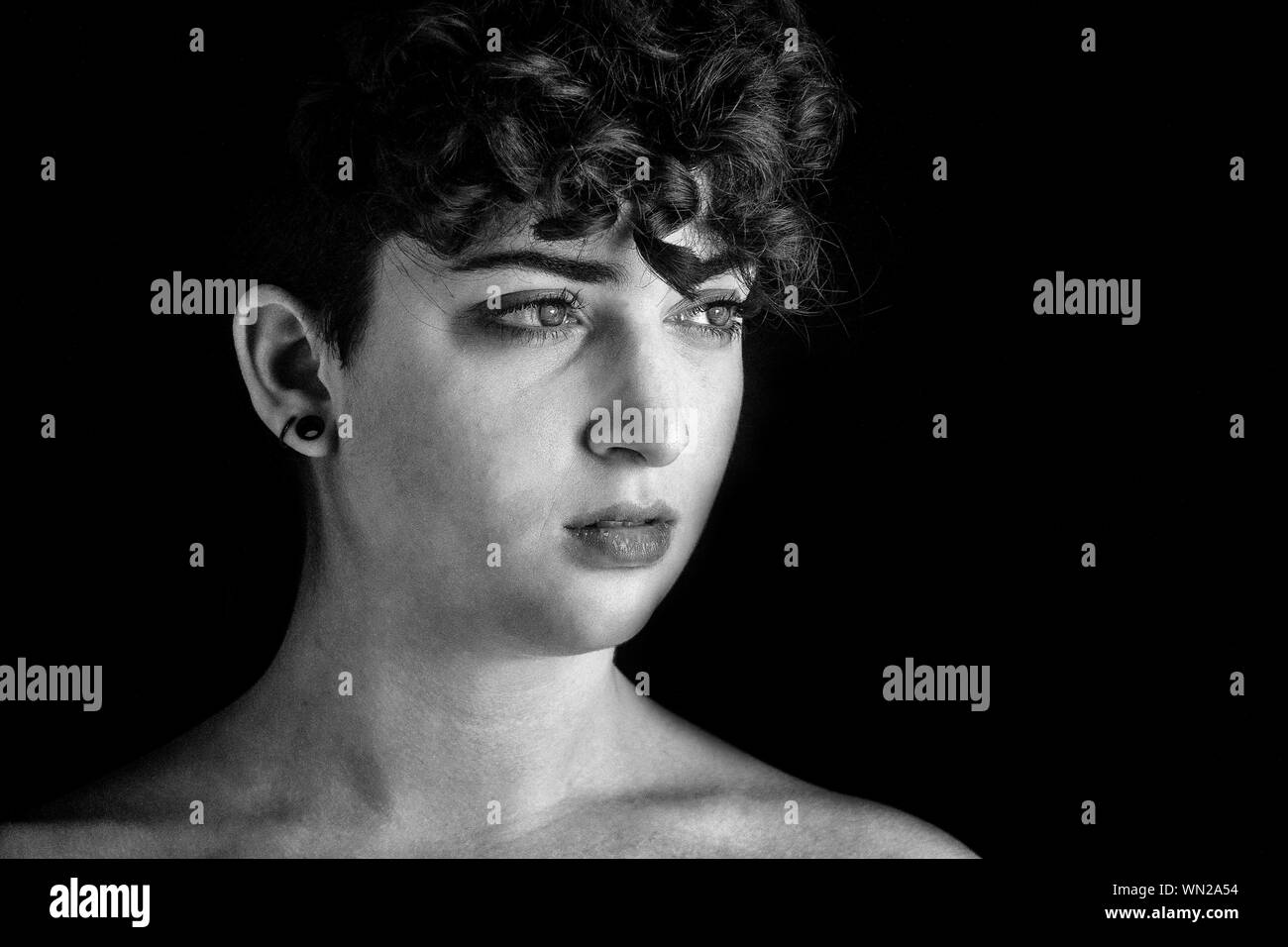 Black Teenage Girl Short Hair Stock Photos Black Teenage Girl