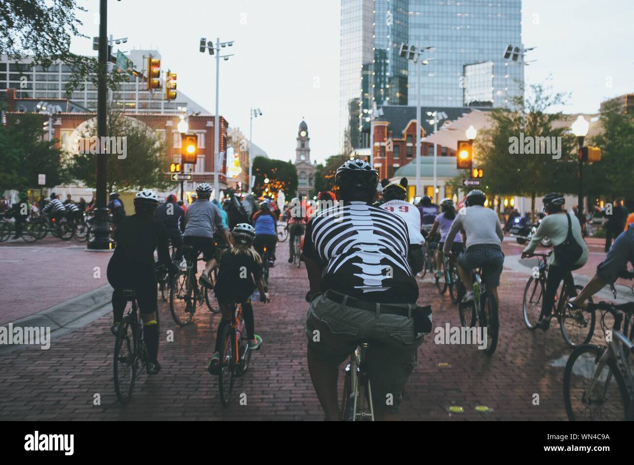 Cyclists City High Resolution Stock Photography and Images - Alamy