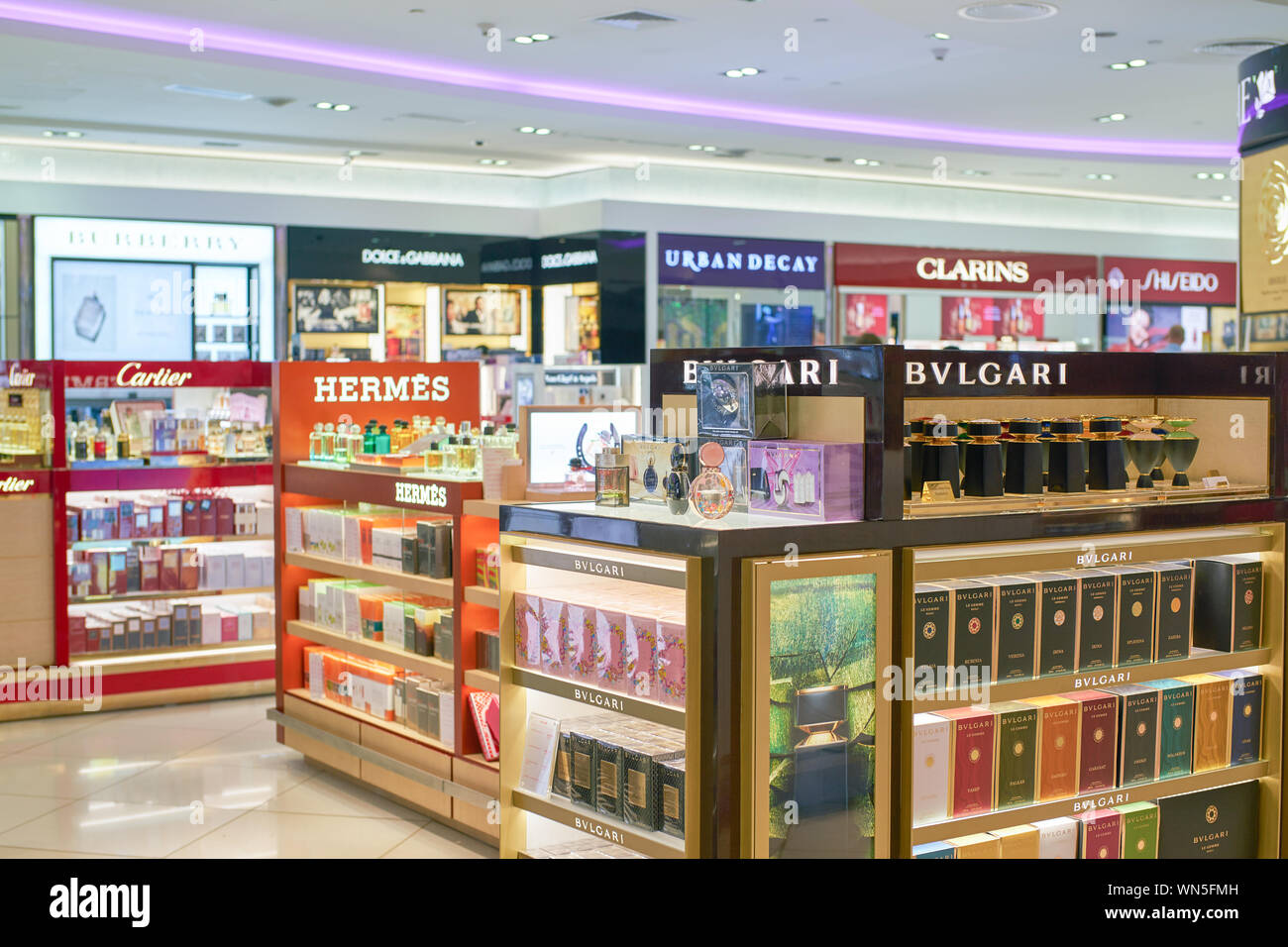 bvlgari perfume shop