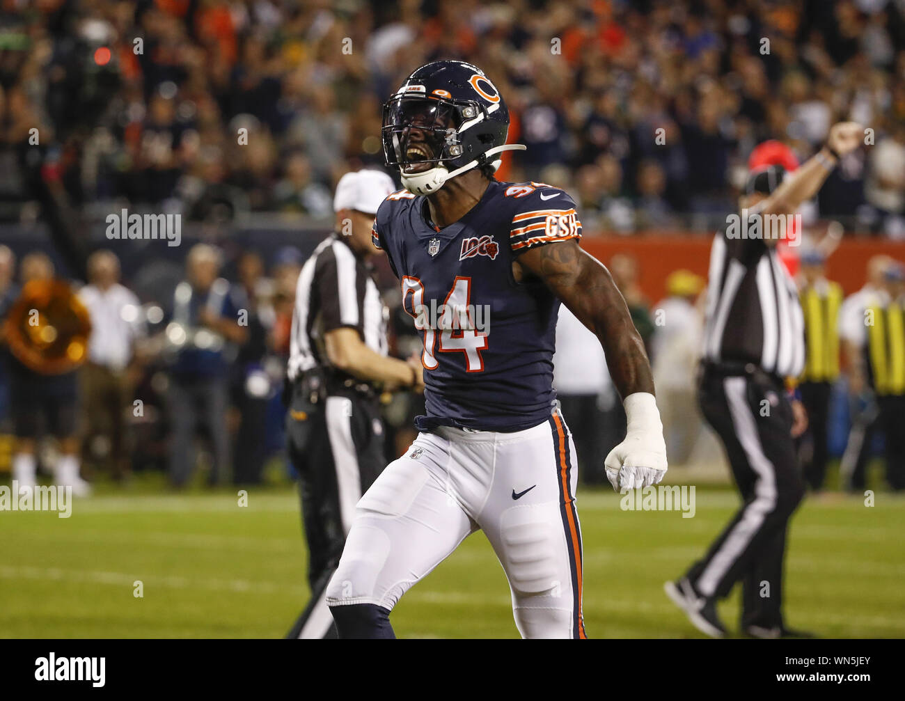 Chicago, Illinois, USA. 16th Dec, 2018. - Bears #94 Leonard Floyd sacks  Packers Quarterback #12 Aaron Rodgers during the NFL Game between the Green  Bay Packers and Chicago Bears at Soldier Field