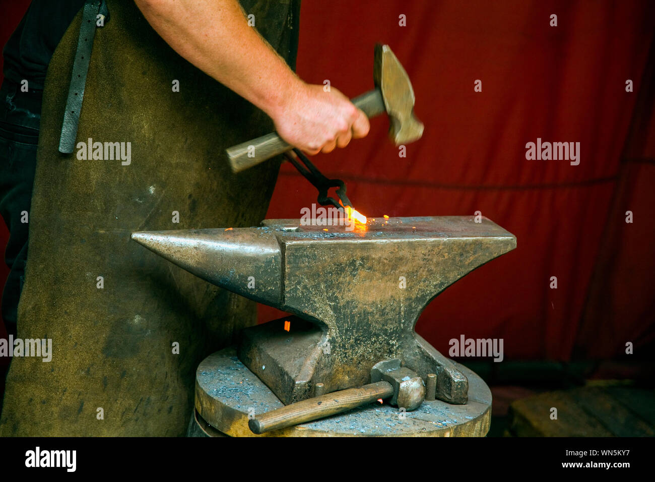 Hammer prague hi-res stock photography and images - Alamy