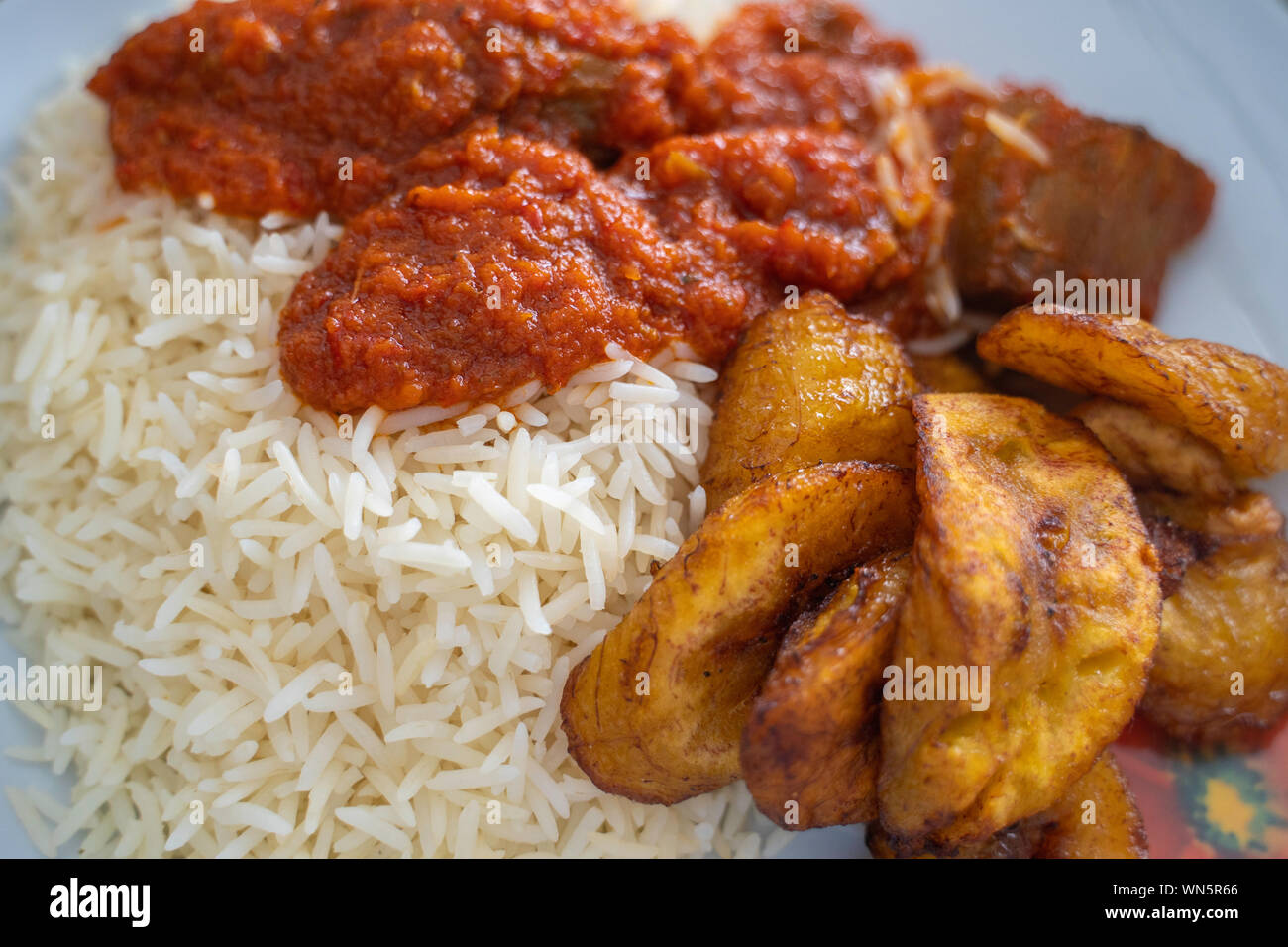 Featured image of post How to Make Rice And Stew Nigerian Food