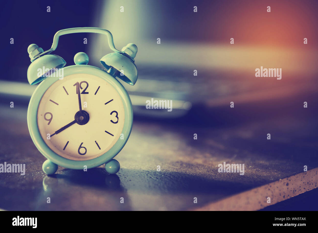 Djeco будильник пантеры. Little clock. Little clock. Little clock. Настенные часы лиса.