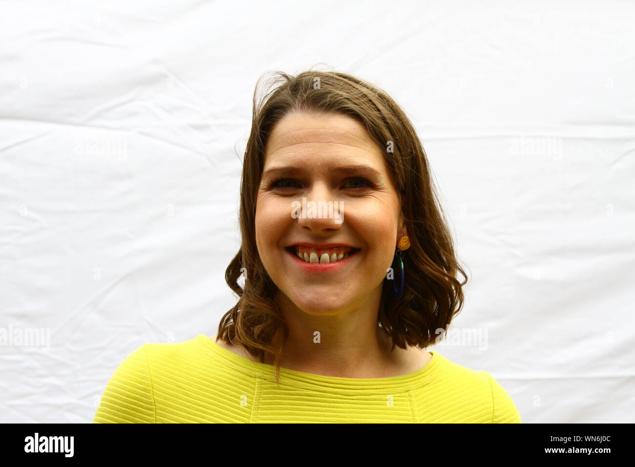 JO SWINSON MP AND LEADER OF THE LIBERAL DEMOCRAT PARTY AT COLLEGE GREEN, WESTMINSTER ON 5TH SEPTEMBER 2019. BRITISH POLITICIANS. POLITICS. UK POLITICIANS. MPS. JOANNE KATE SWINSON CBE. EAST DUNBARTONSHIRE CONSTITUENCY. Stock Photo