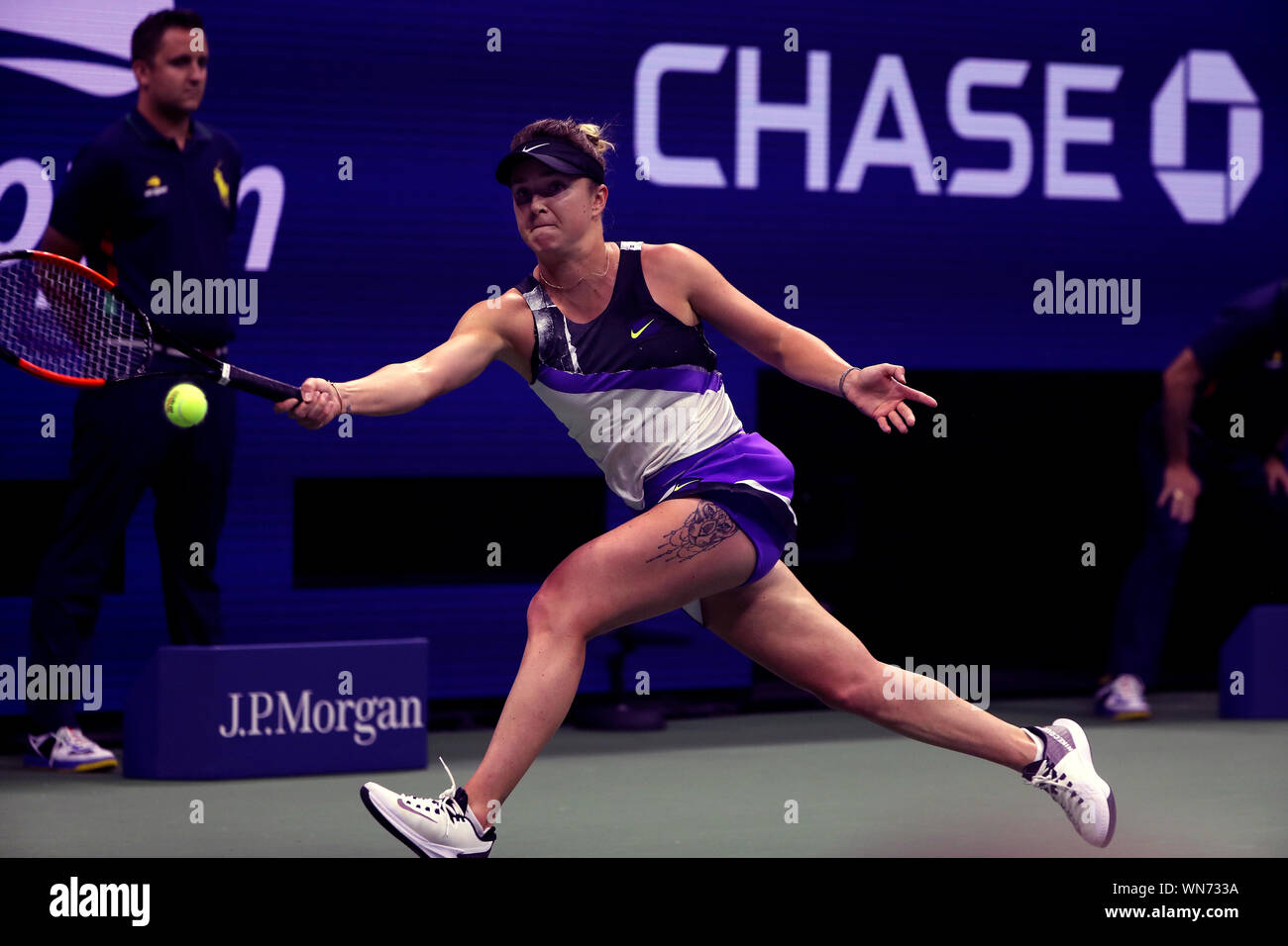 Bianca andreescu backhand hi-res stock photography and images - Page 3 -  Alamy