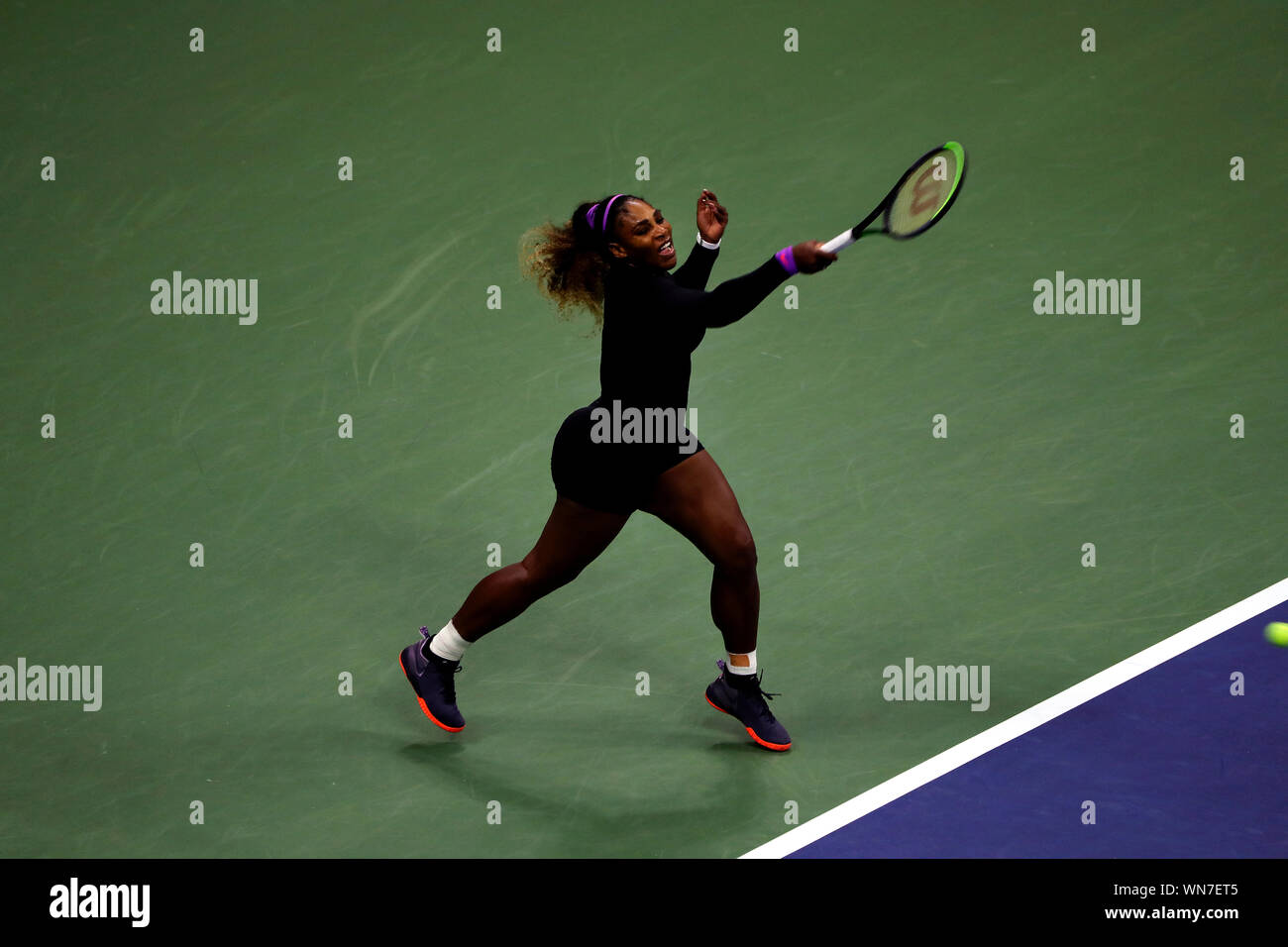 Flushing Meadows, New York, United States - 5 September 2019.  Serena Williams in action against Elina Svitolina of Ukraine at the US Open in Flushing Meadows, New York.  Williams will face Canada's Bianca Andreescu in Saturday's final Credit: Adam Stoltman/Alamy Live News Stock Photo