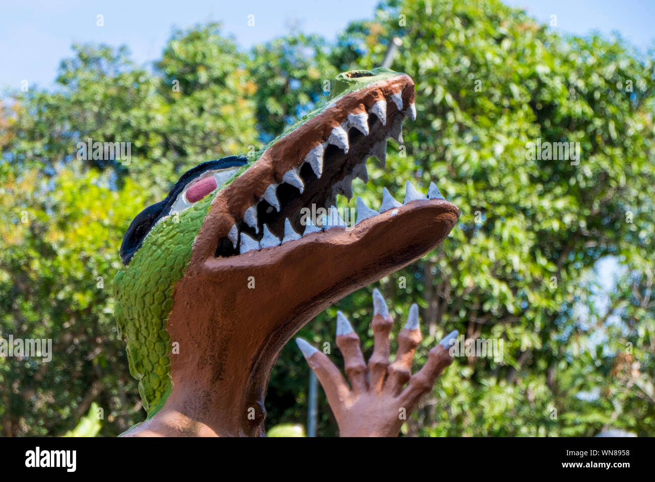 Art Installation of Whimsical Seven Foot-tall Alligator Sculptures Created  by Select South Florida Artists at Sawgrass Mills Outle Editorial Photo -  Image of lifestyle, outlet: 259270186
