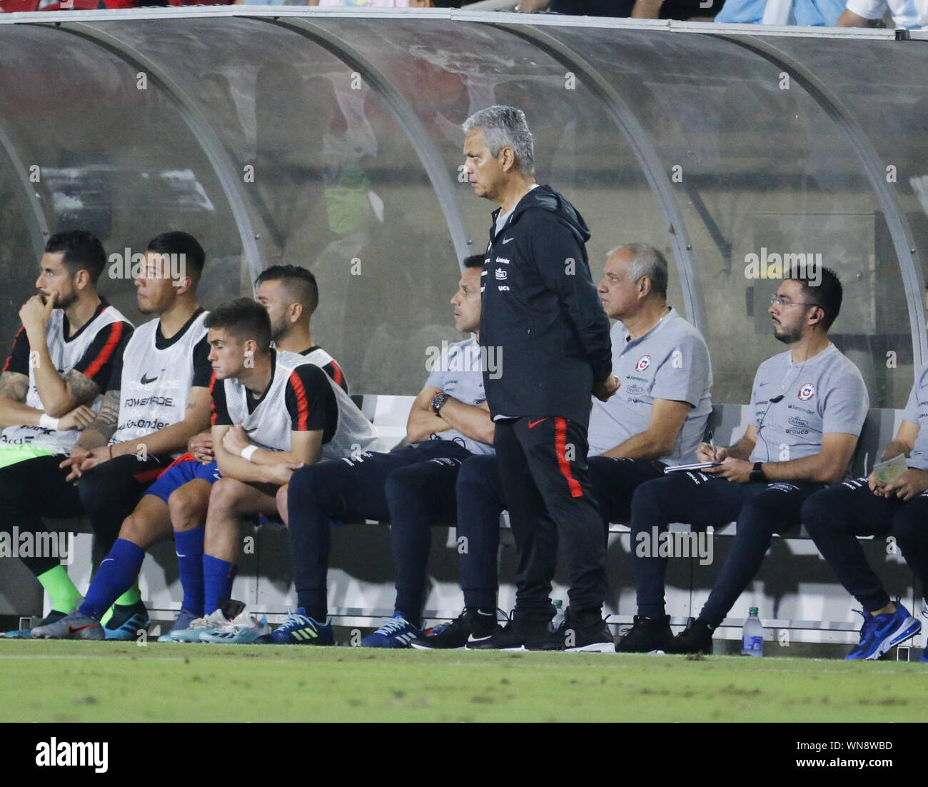 Los Angeles, California, USA. 5th Sep, 2019. Chile head coach Reinaldo Rueda in an International Friendly Soccer match between Argentina and Chile at the Los Angeles Memorial Coliseum in Los Angeles on Thursday, September 5, 2019. Credit: Ringo Chiu/ZUMA Wire/Alamy Live News Stock Photo