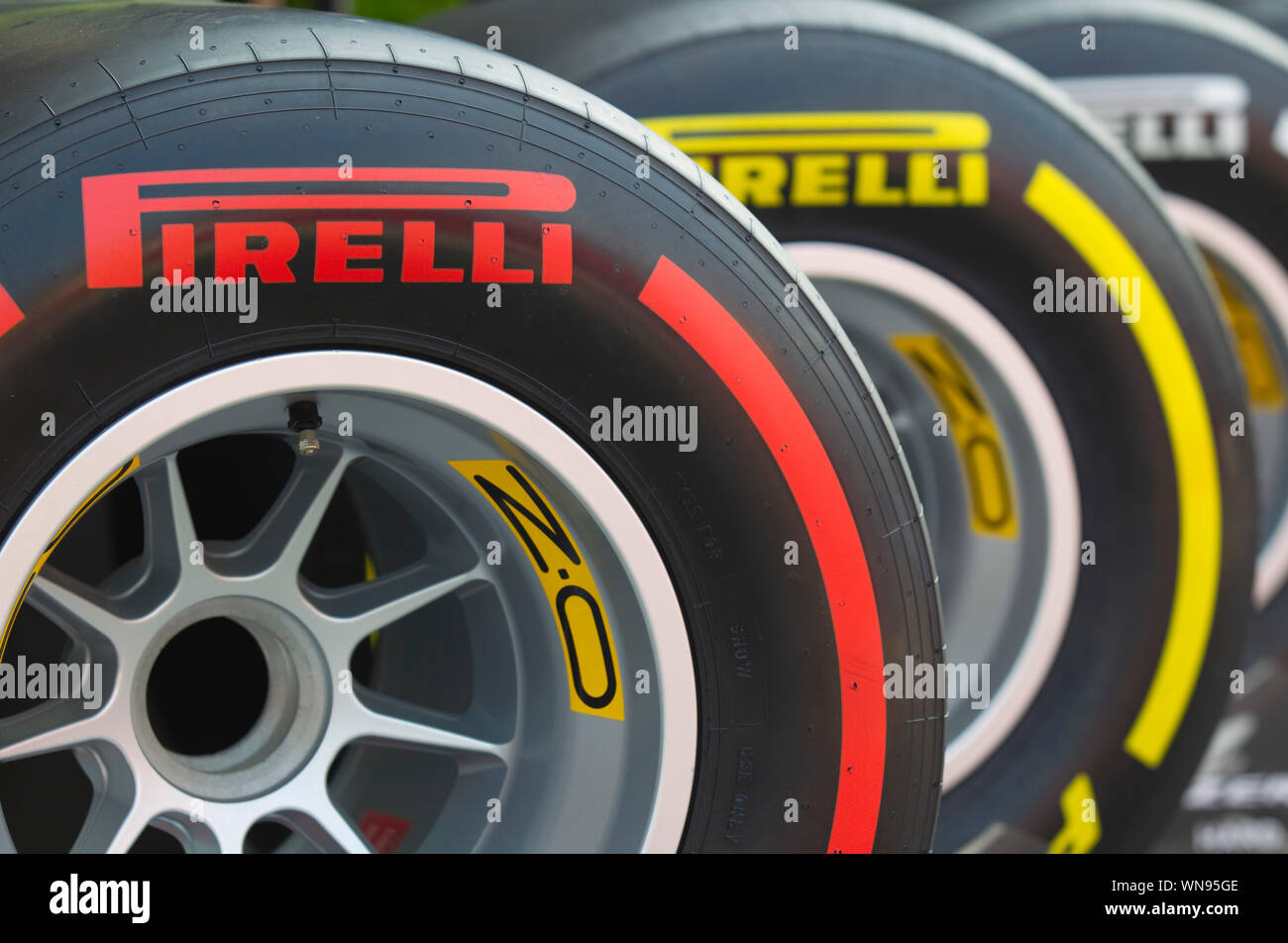 Pirelli Reifen High Resolution Stock Photography and Images - Alamy