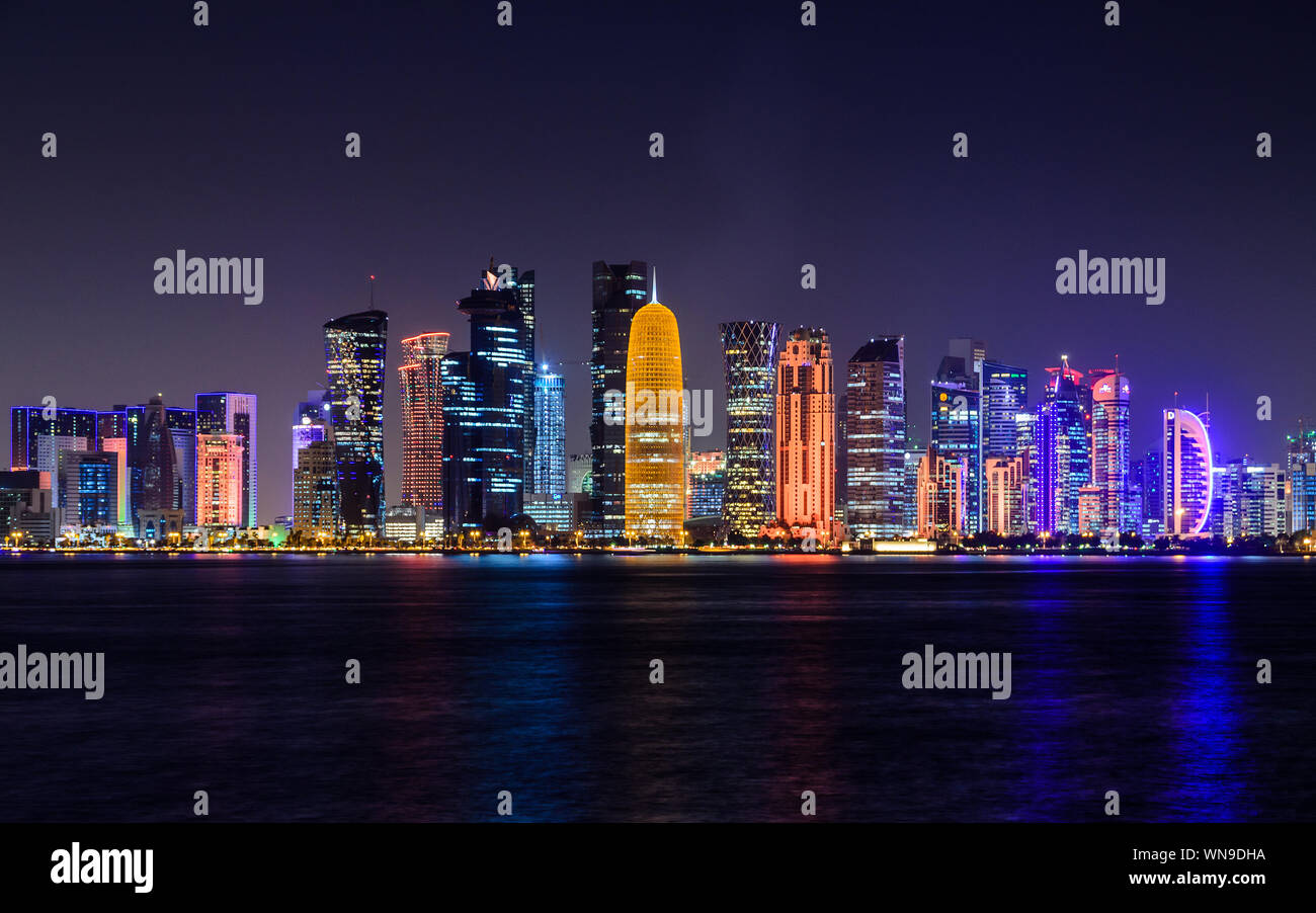 Doha Tower Night Stock Photos Doha Tower Night Stock Images Alamy