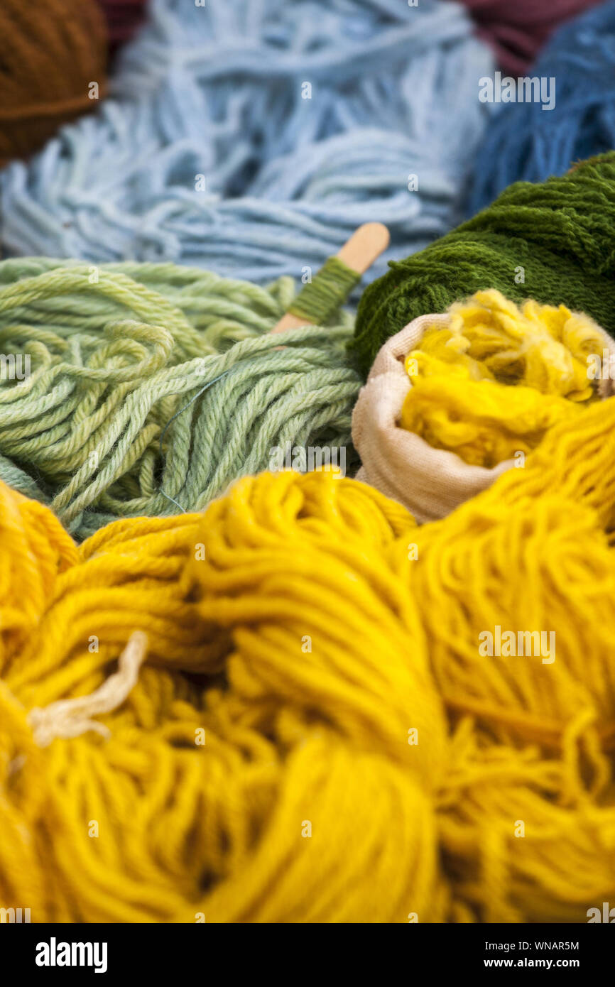 Green woolen threads hi-res stock photography and images - Alamy