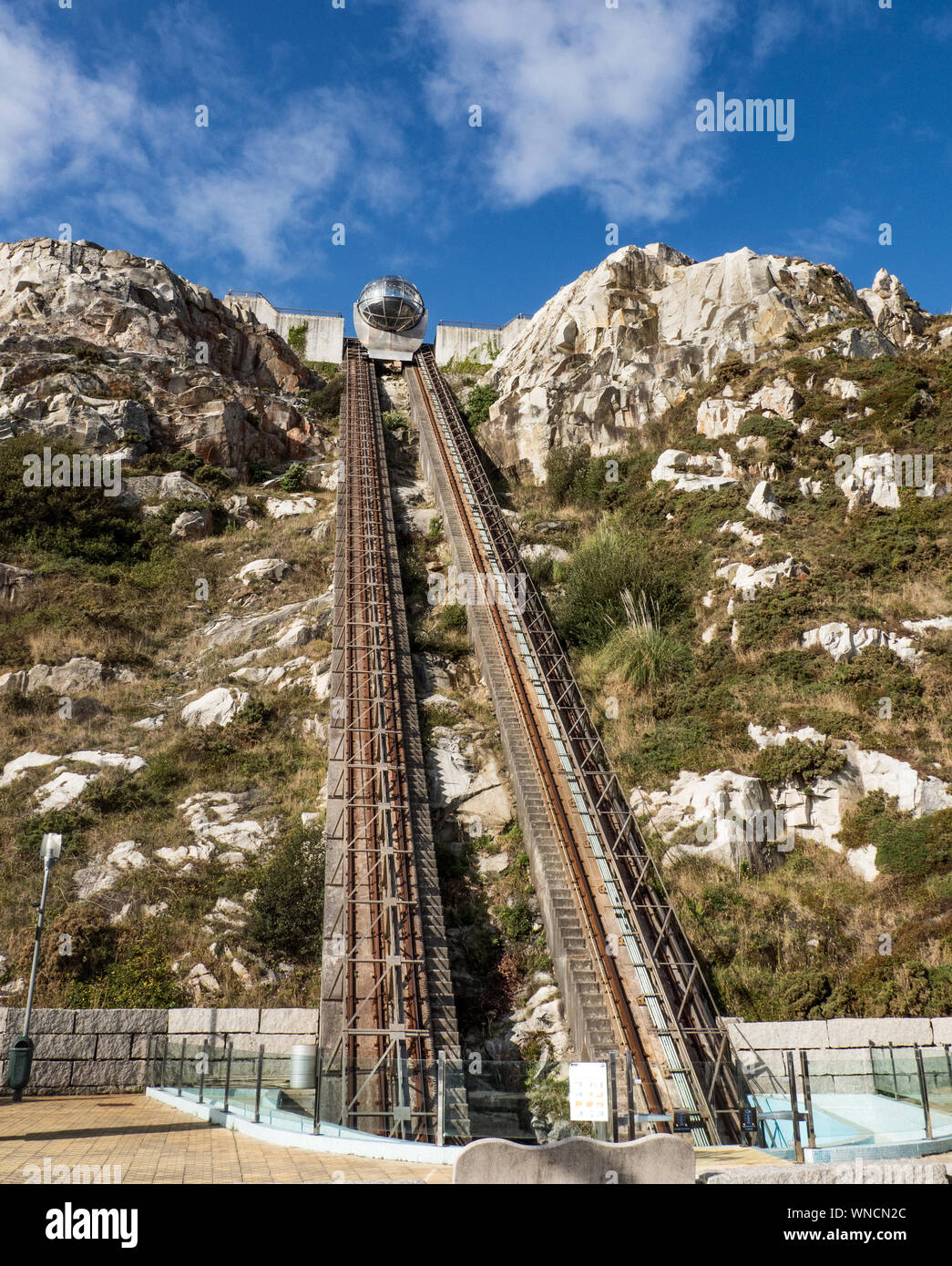 Panoramic elevator hires stock photography and images Alamy