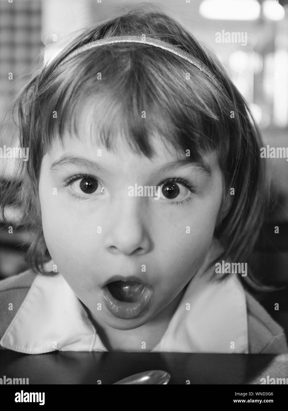 Surprised girl hi-res stock photography and images - Alamy