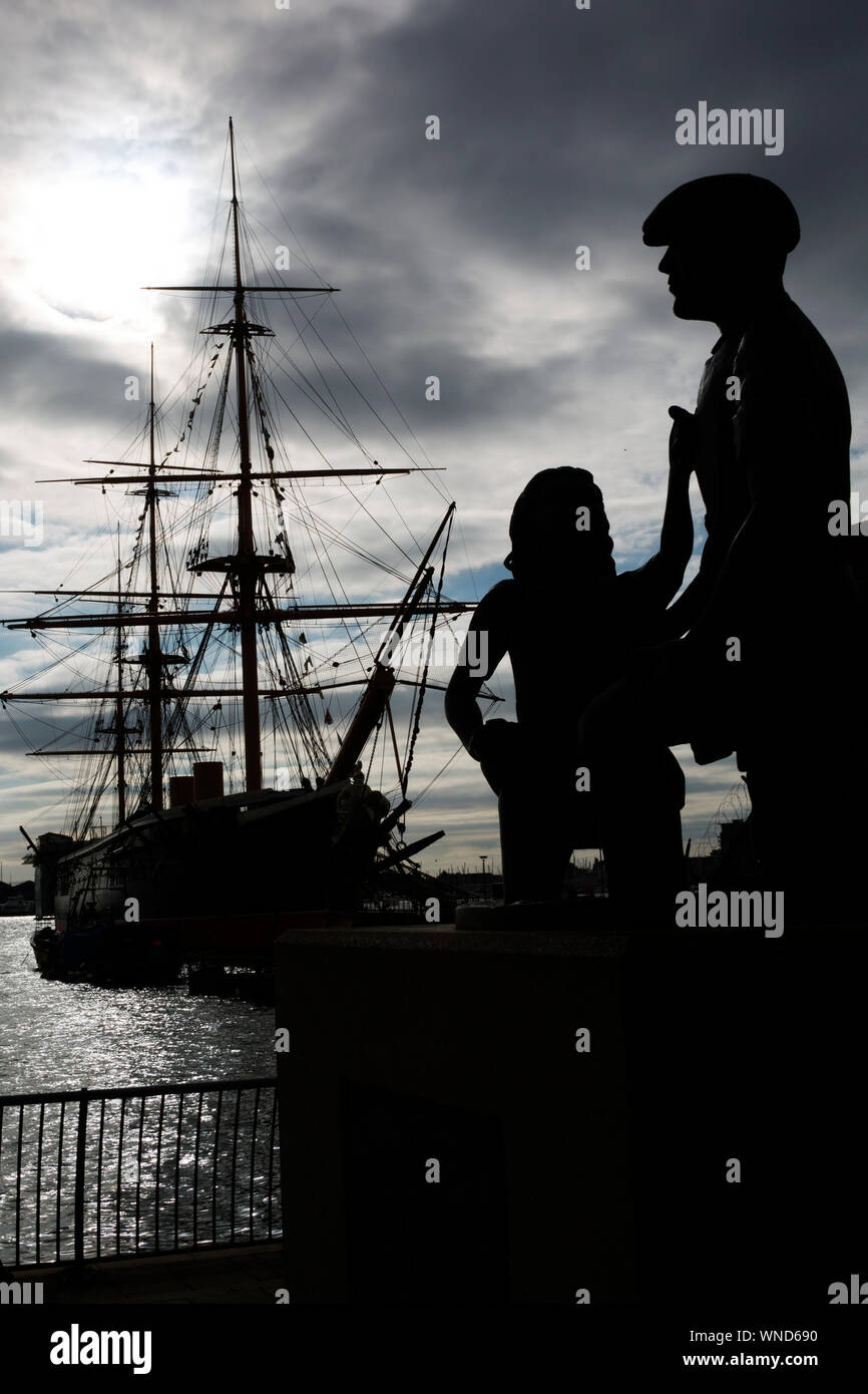 Mudlarks,Statue,children,retrieving,coins,Hard,Mudlarking,HMS Warrior,Naval,Docks,Portsmouth,Hampshire,England,UK, Stock Photo