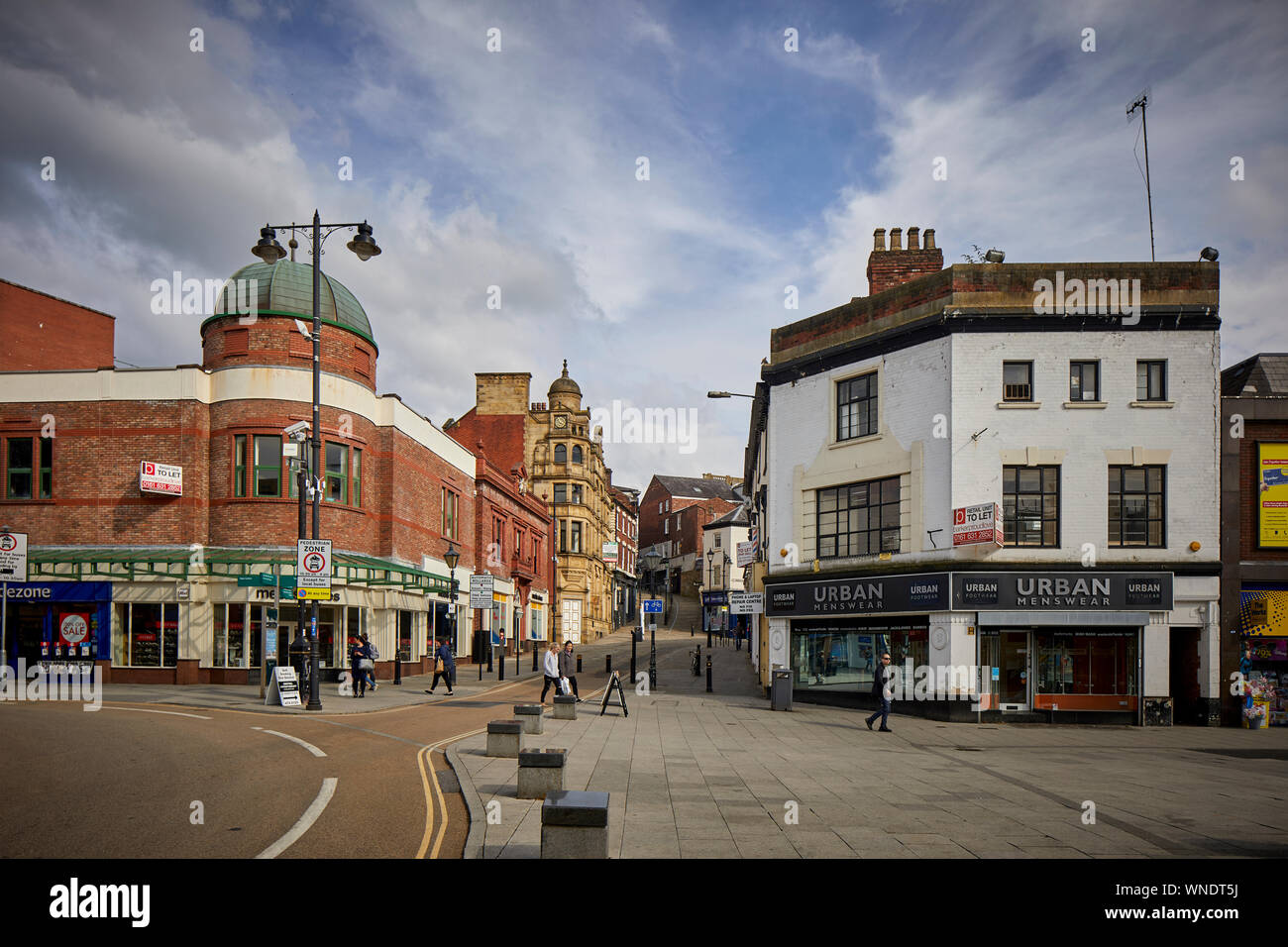 Stockport town centre Warren Street to the left the Market hill central and the start of Merseyway shopping precinct  right Stock Photo