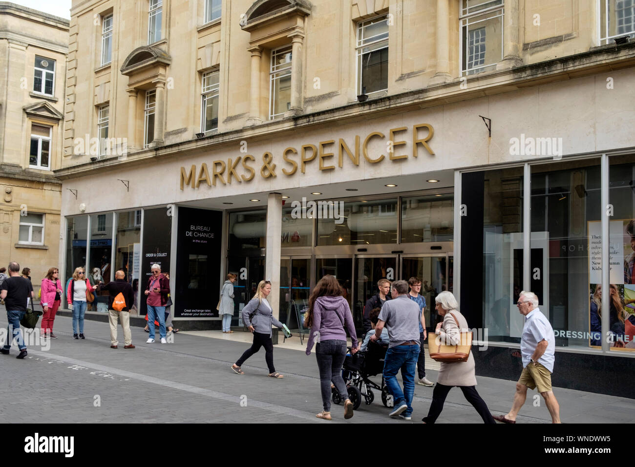 Marks Spencer Shopfront High Resolution Stock Photography And Images Alamy