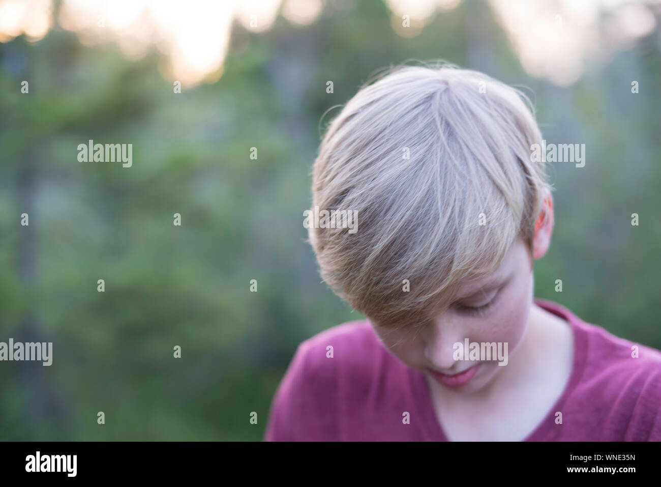 Boy teenager close blond hi-res stock photography and images - Alamy