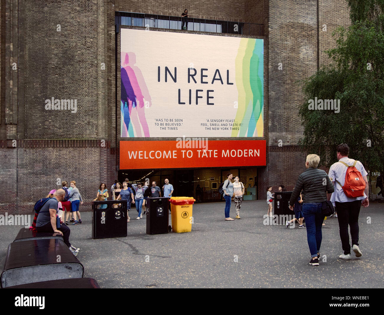 Entrance to Tate Modern, London, England Stock Photo