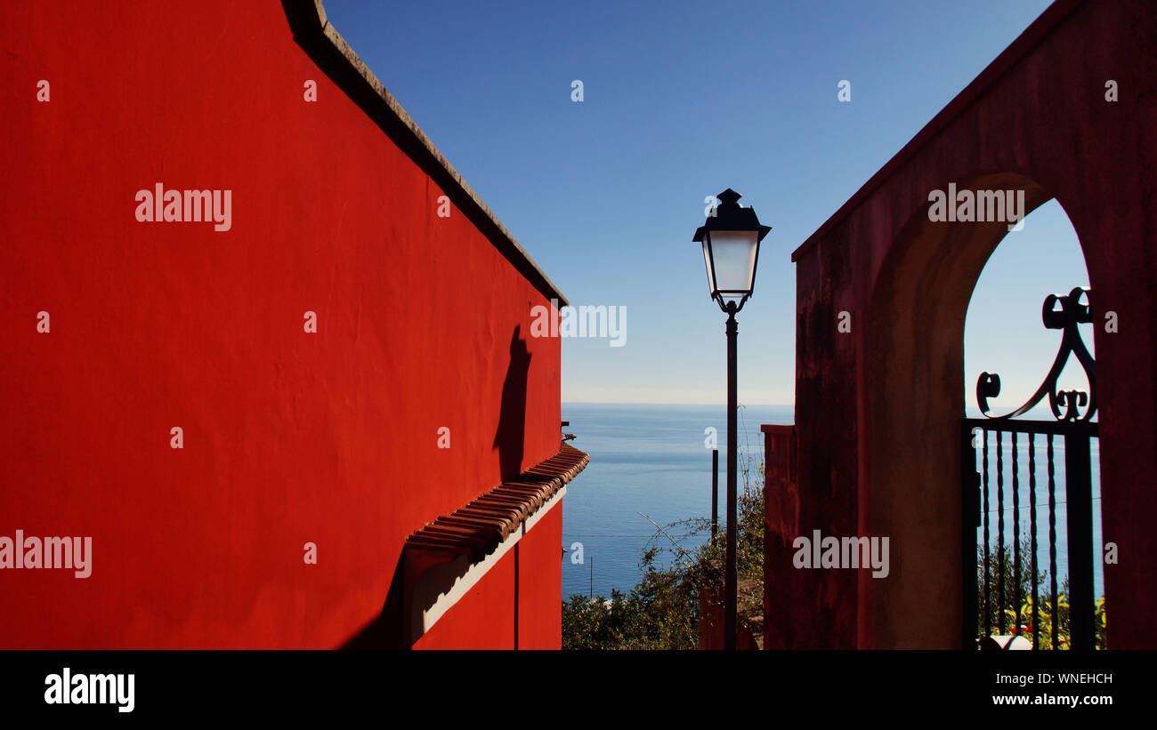 Red Light Building Hi Res Stock Photography And Images Alamy Red Light Building Hi Res Stock Photography And Images Alamy