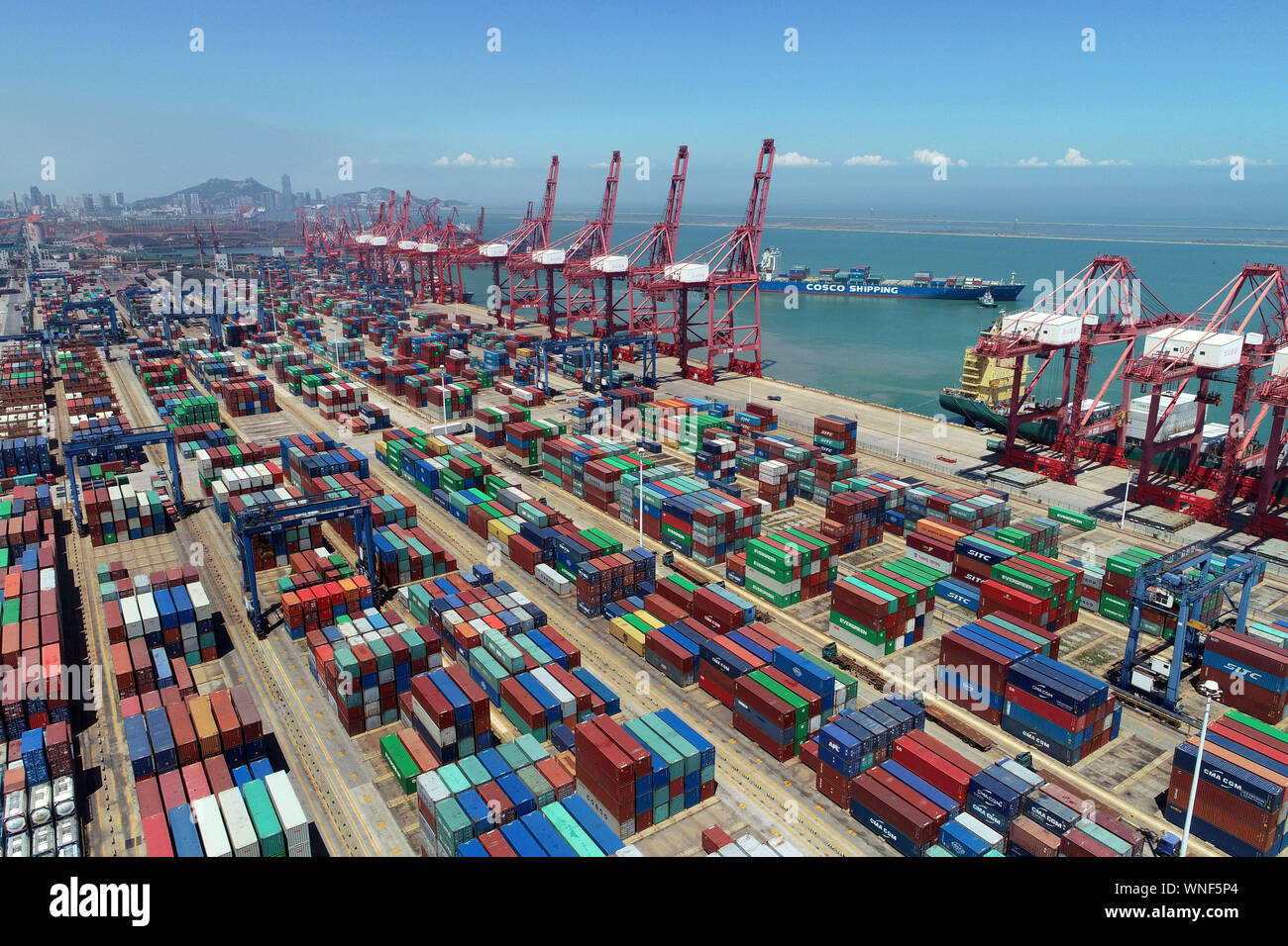 A view of a container terminal at Lianyungang Port in Lianyungang City, east China's Jiangsu Province on August 2nd, 2018. Stock Photo