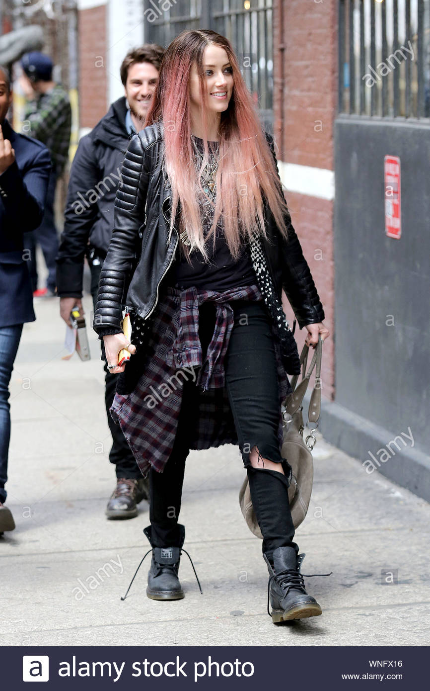 New York Ny Amber Heard Continues Filming Scenes For Her Upcoming Movie When I Live My Life Over Again A Day After Her 28th Birthday The Beautiful Actress Went Gothic For