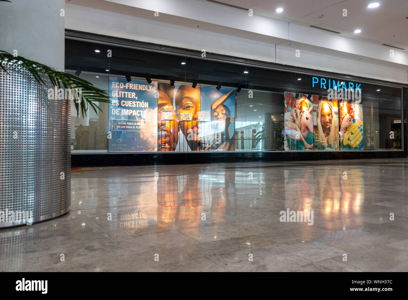 Alicante, Spain, 18 June, 2019: Primark store showcase in shopping centre  the Gran Via Alicante, Spain Stock Photo - Alamy