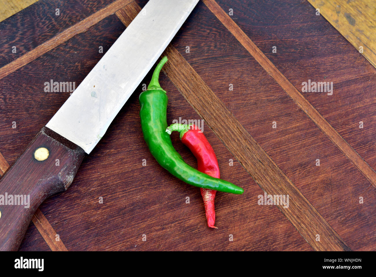 Chopping board chillies hires stock photography and images Alamy