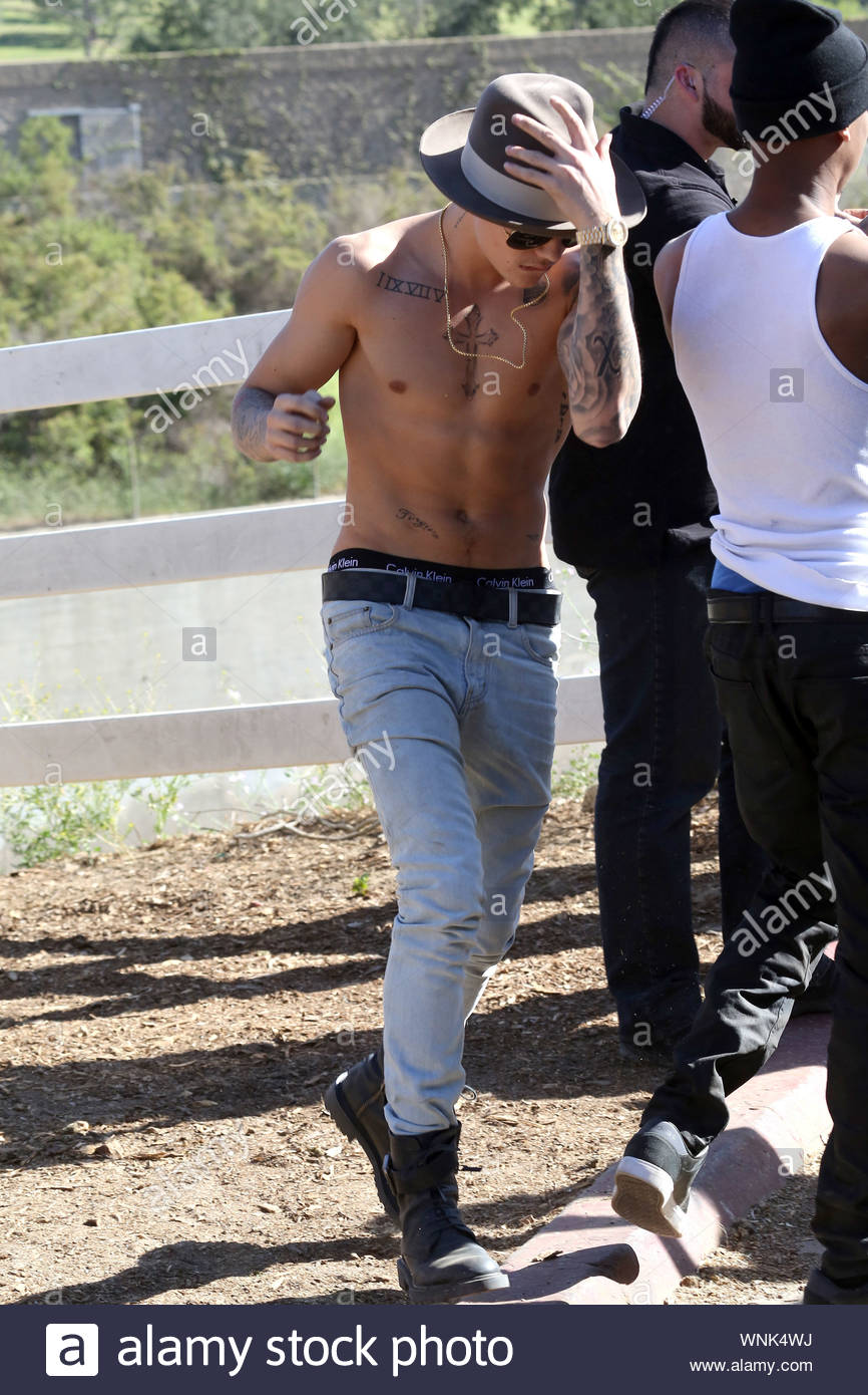 calvin klein jeans justin bieber
