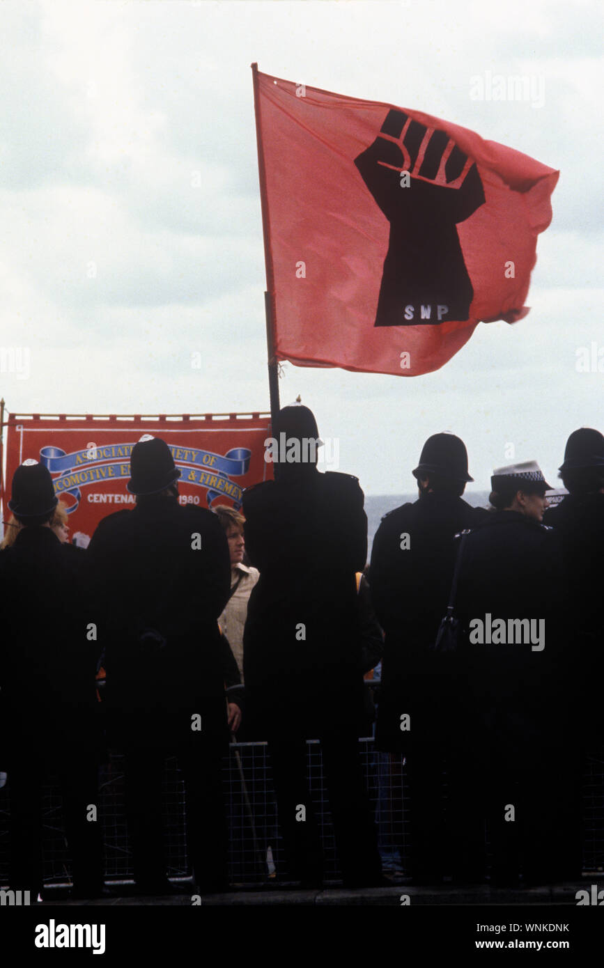 People's March for Jobs 1980s UK  Socialist Workers party Banner SWP outside the Conservative annual party Conference Brighton part of the Right to Work March 1981 HOMER SYKES Stock Photo
