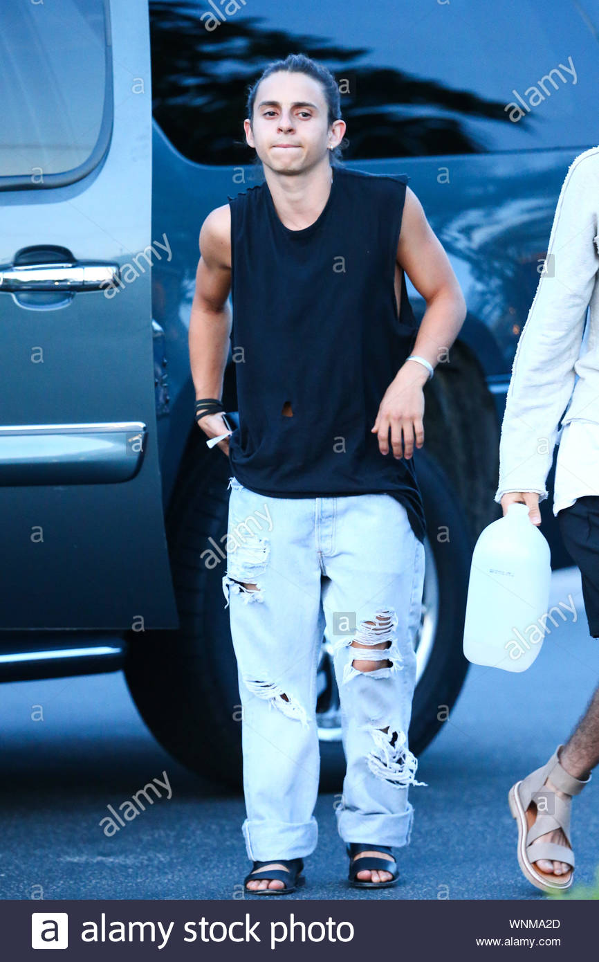 Calabasas Ca Moises Arias Willow And Jaden Smith Along With A
