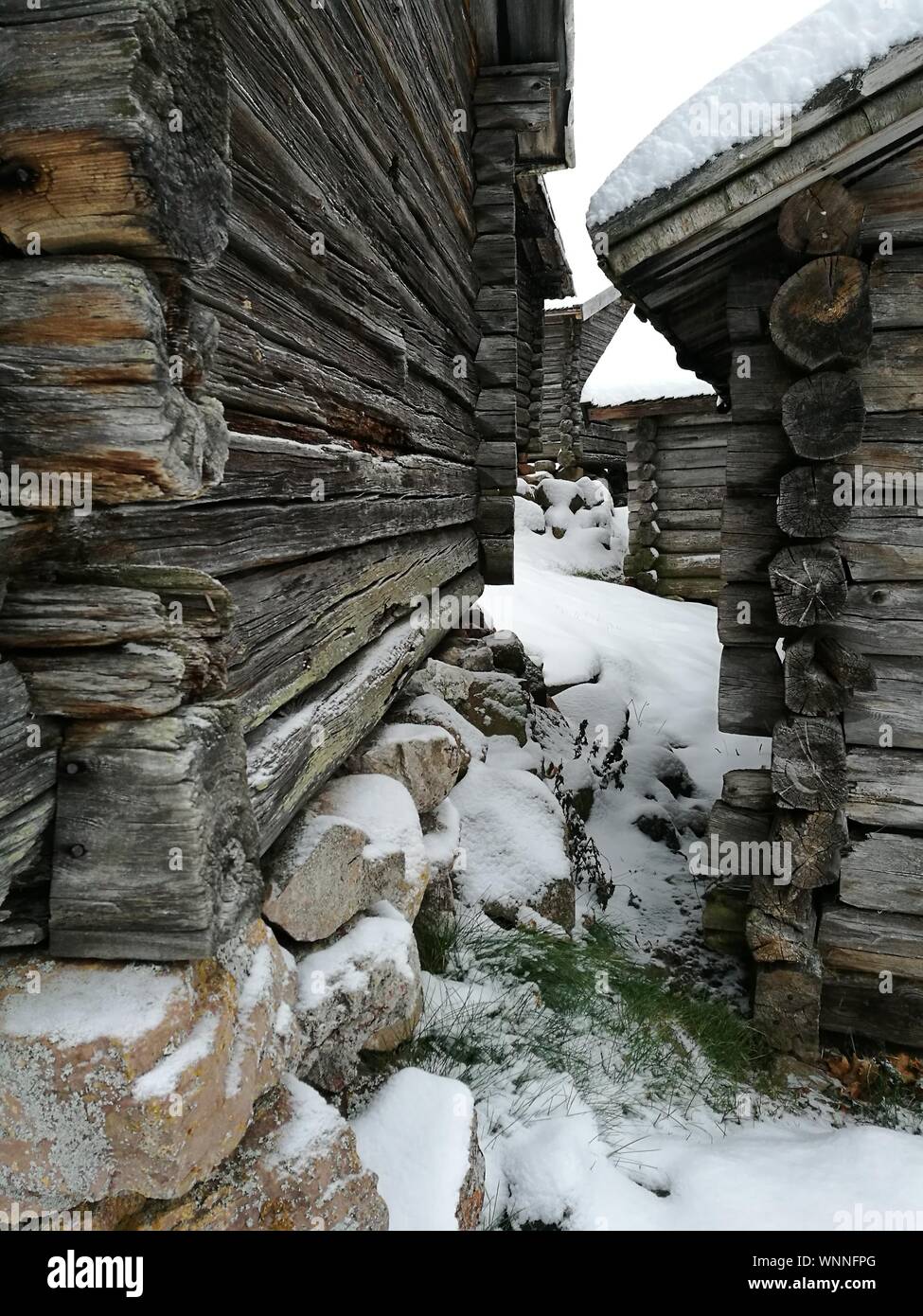 Log Cabins Snow Stock Photos Log Cabins Snow Stock Images Page