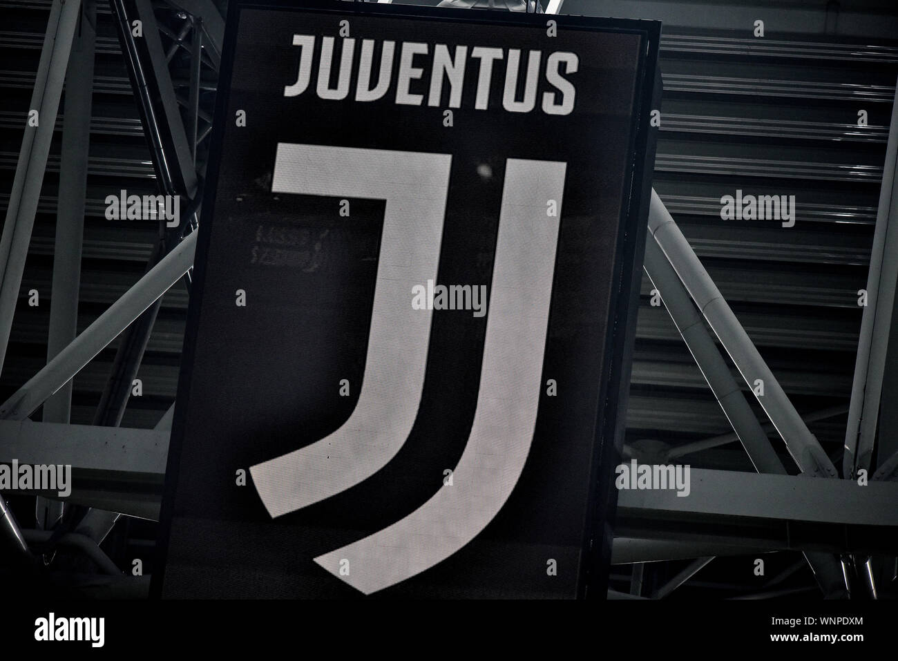 Juventus fc logo hi-res stock photography and images - Alamy