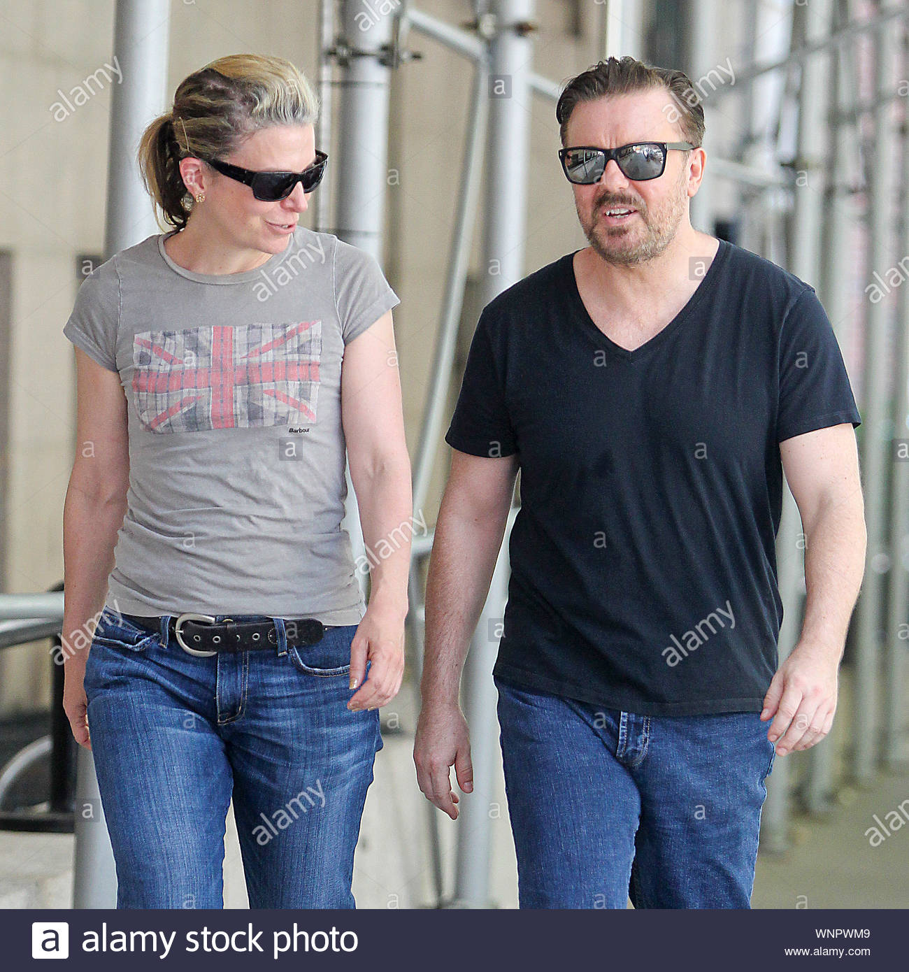 Ricky Gervais Wife Jane Fallon Stock Photos & Ricky Gervais Wife Jane
